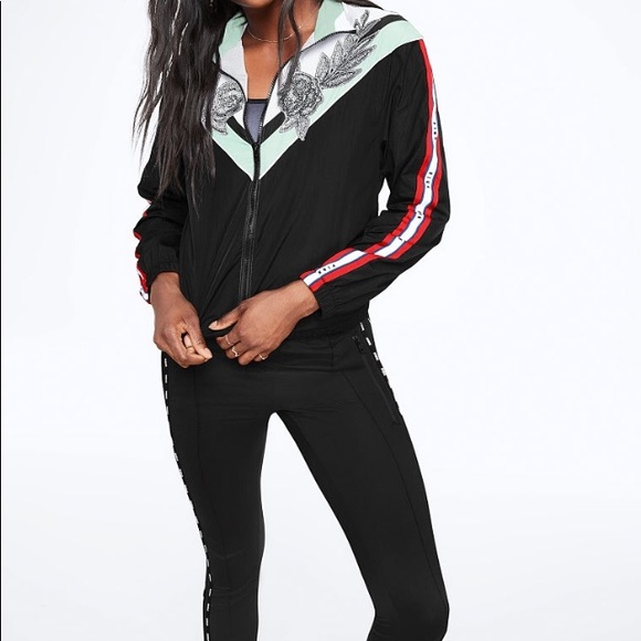 Victoria's Secret PiNk perfect anorak jacket bling - Picture 2 of 2